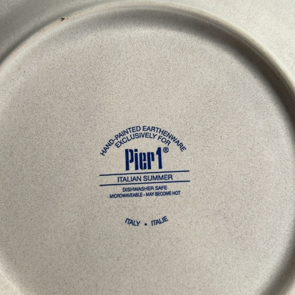 Pier 1 Italian Summer Hand painted Earthenware 9” Plate Made in Italy - Picture 7 of 9